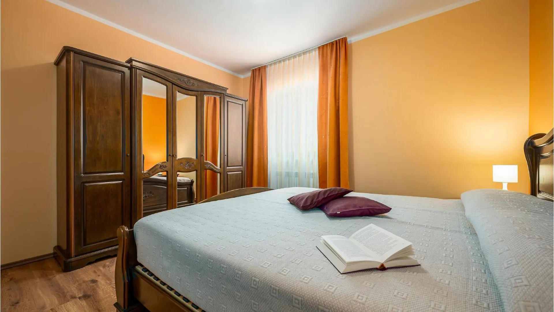 Two-Bedroom Holiday Home In Tinjan