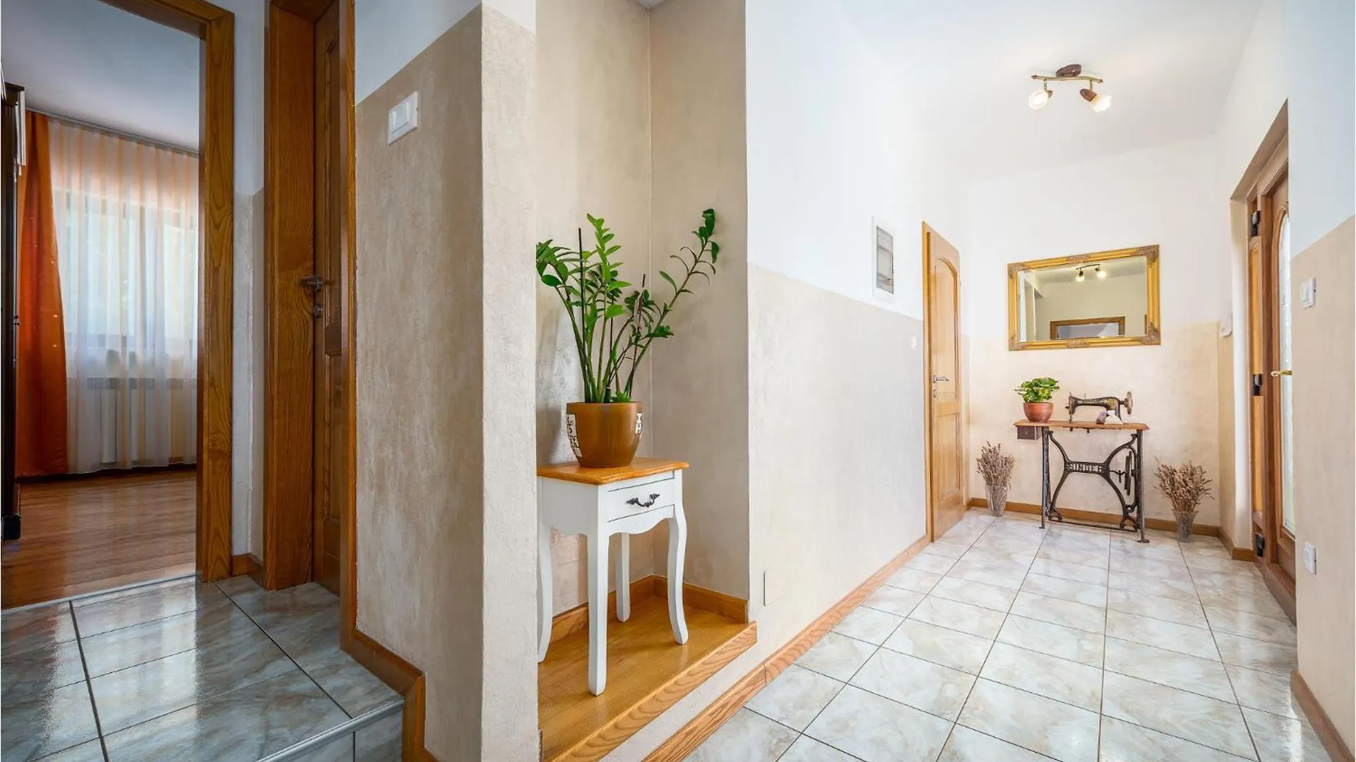 Two-Bedroom Holiday Home In Tinjan